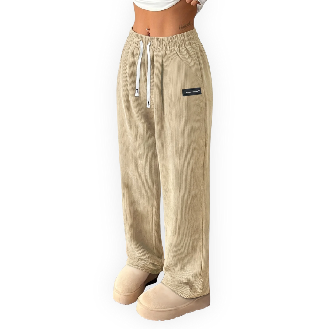 AT | Women’s Relaxed Fit Corduroy Wide Leg Pants