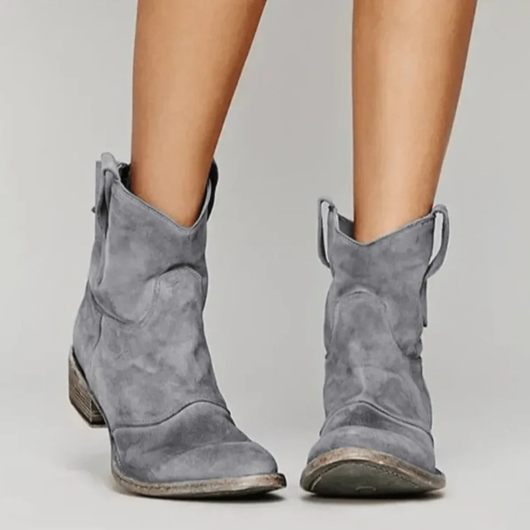 Alexandra Suede Curve Boots Artisio