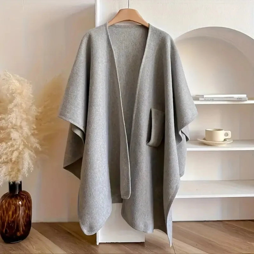 Brooklyn Loose Pocket Knitted Cape Artisio