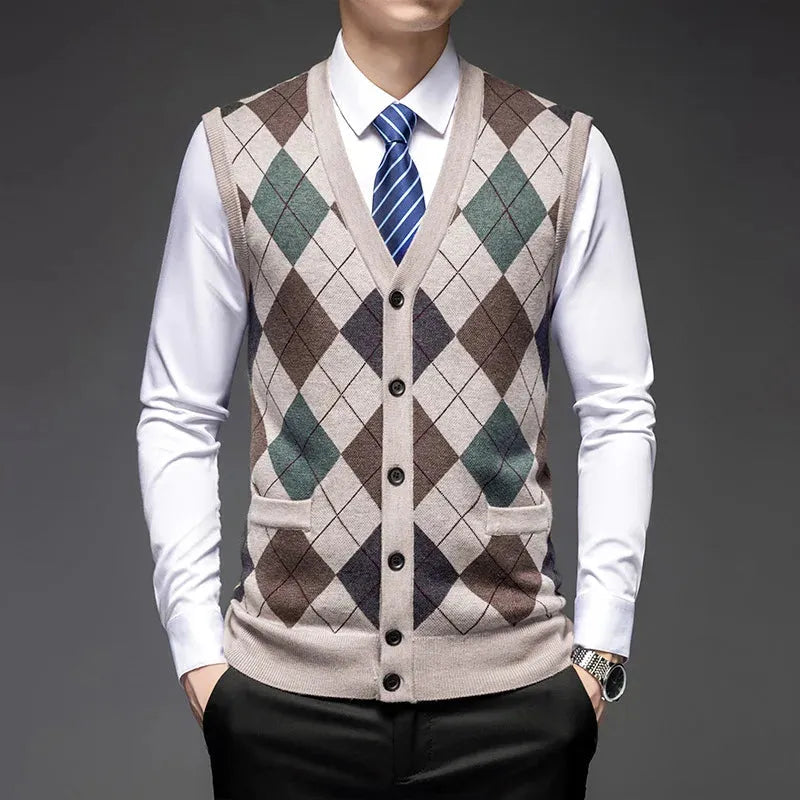 Classic Argyle Knit Wool Vest Artisio