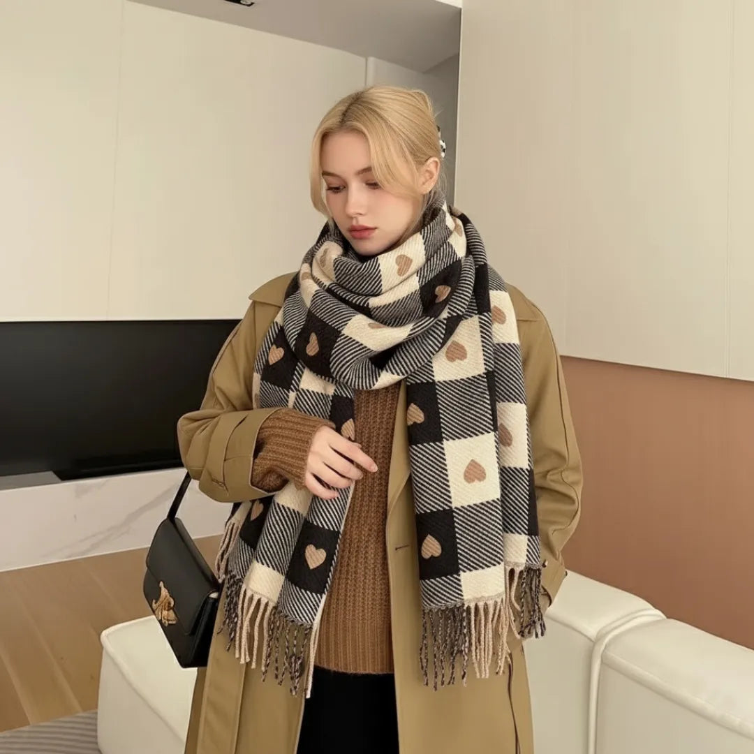 Women's Heart Accent Plaid Scarf Artisio