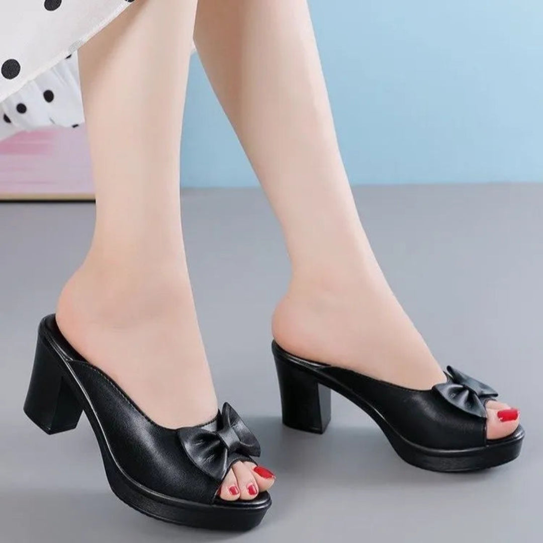 Mira Open-Toe Bow Chunky Heels Artisio