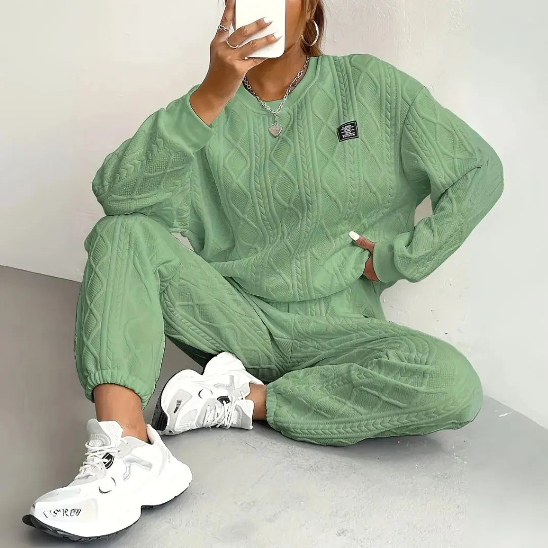 Neri Textured Cable Knit Lounge Set Artisio