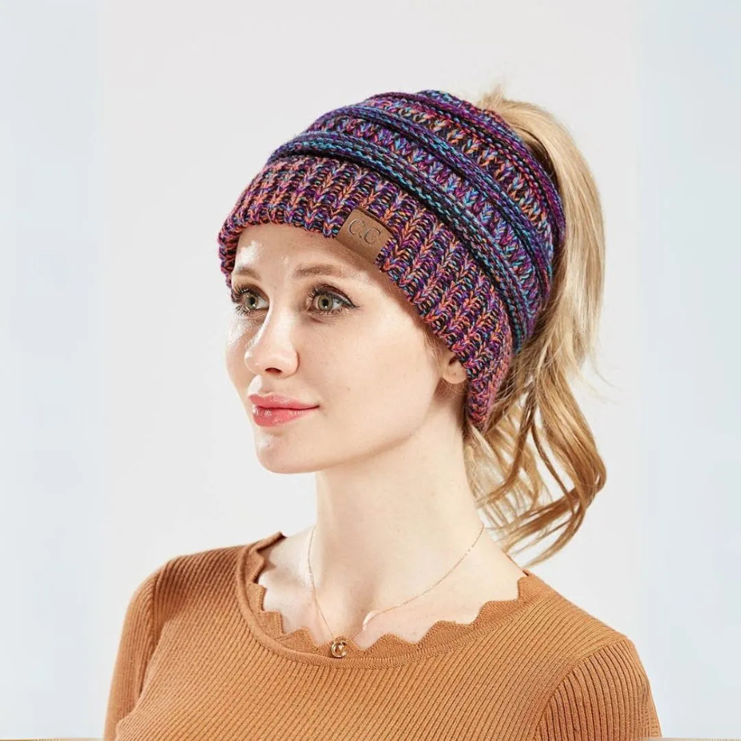 Olie Knit Ponytail Beanie Artisio