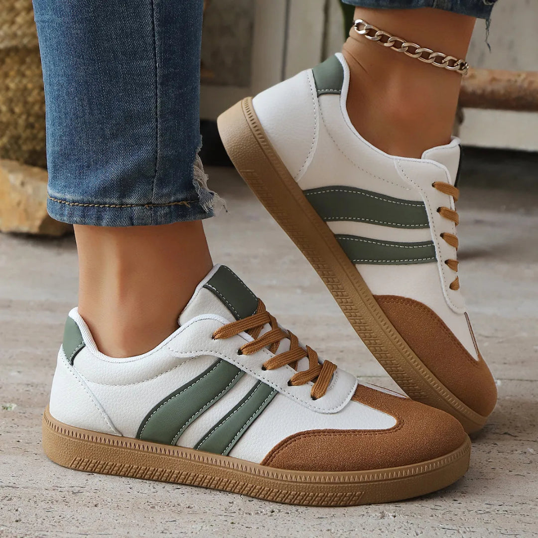 Riva Retro Stripe Suede Low-Top Sneakers Artisio
