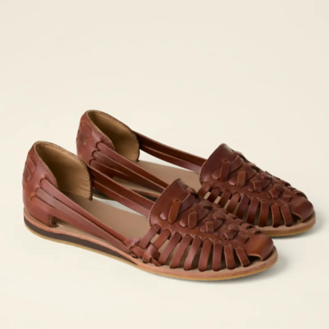 Solara Closed-Toe Woven Flats Artisio