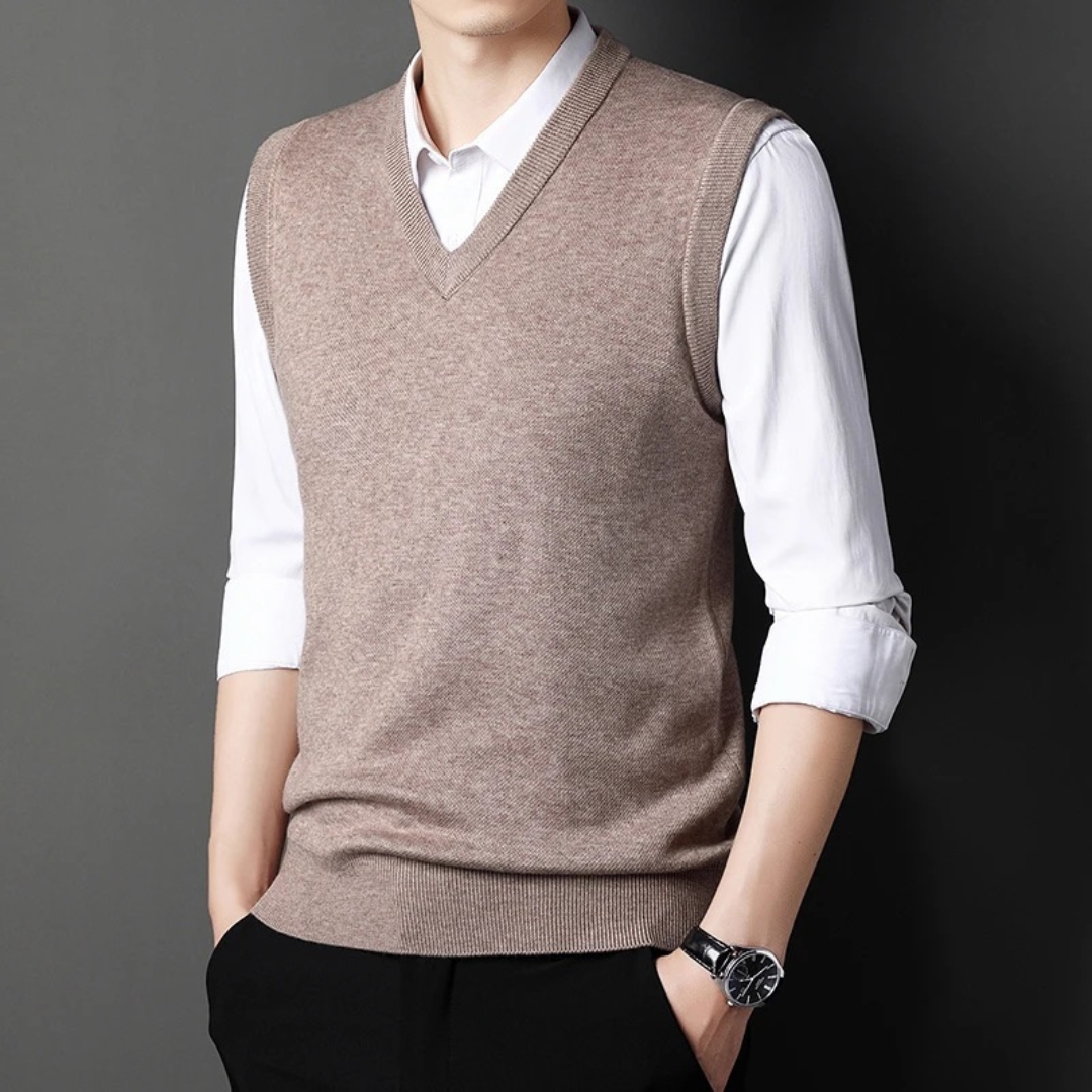 Harrison Solid Sweater Vest Artisio