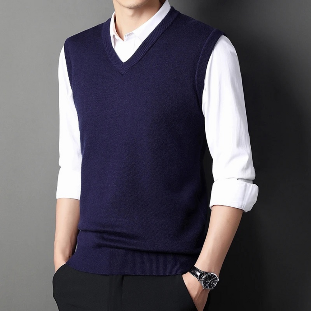 Harrison Solid Sweater Vest Artisio