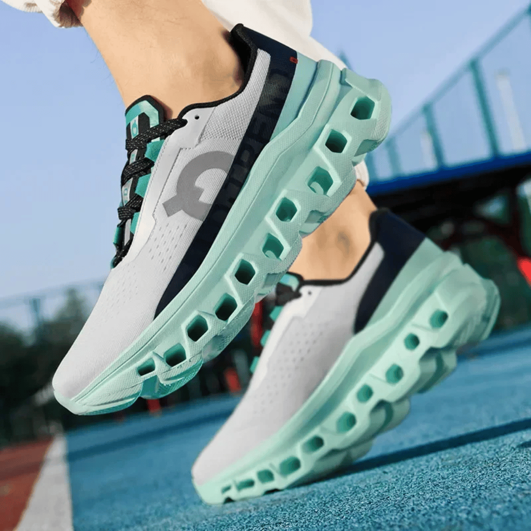 Airform Pulse Running Sneakers