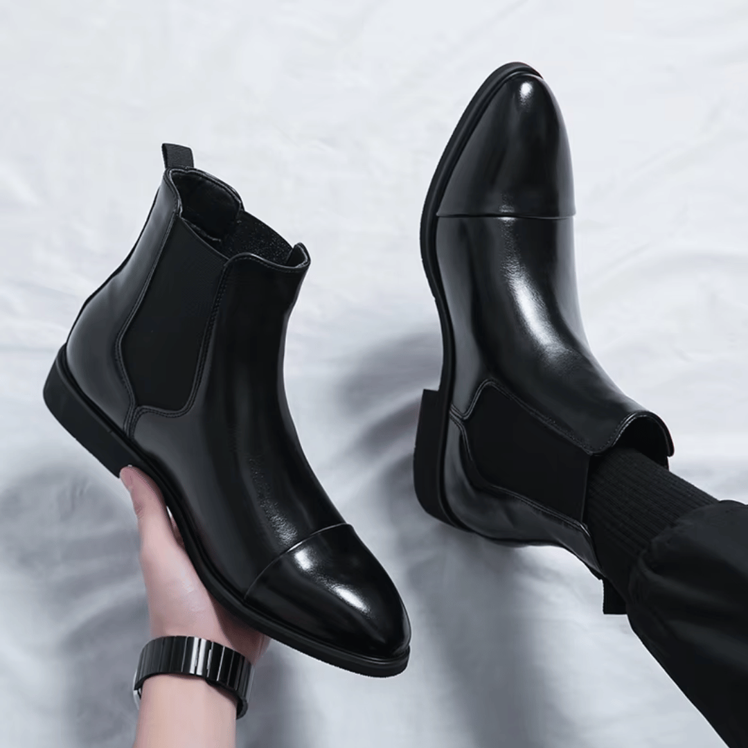 Ravello Signature Chelsea Boots