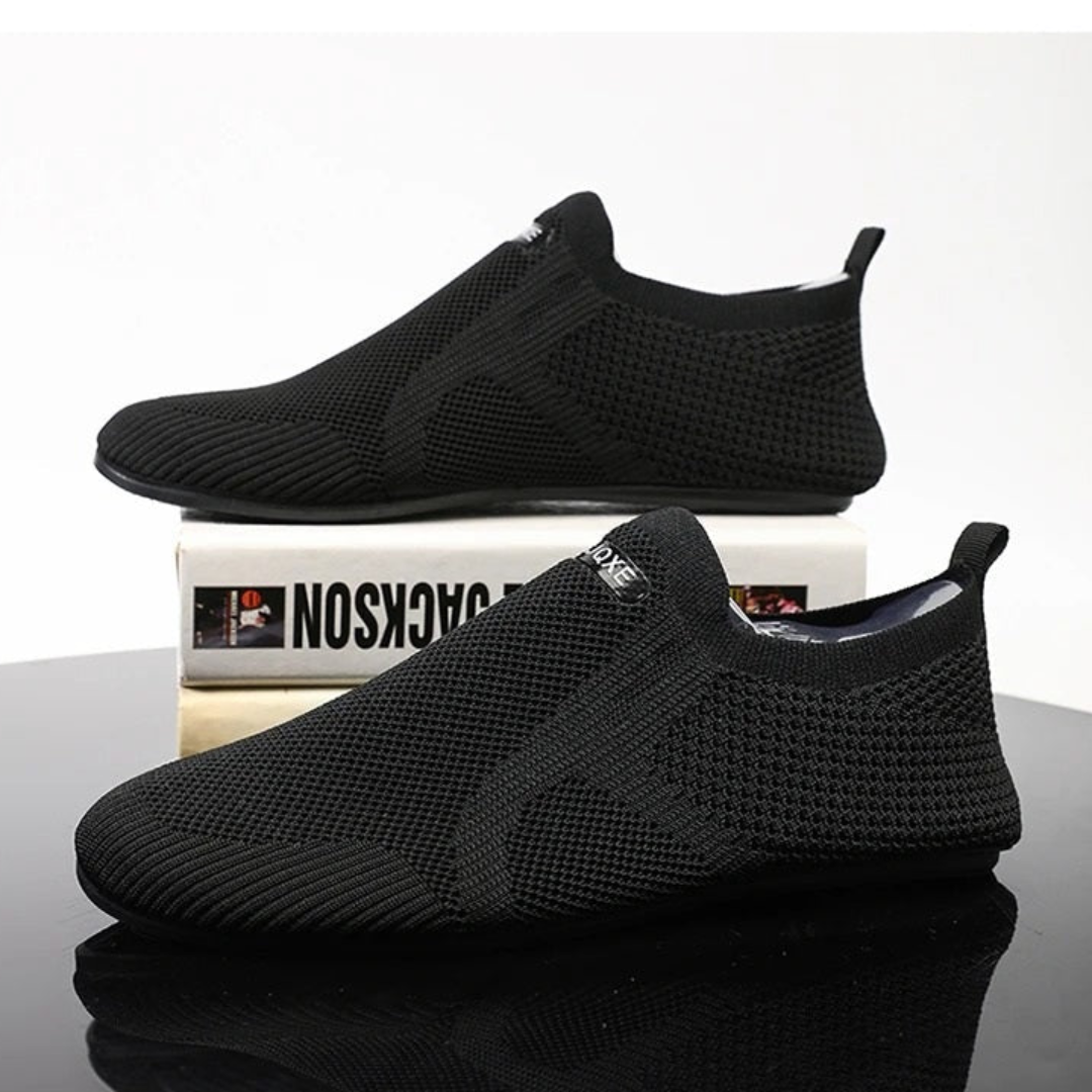 AT | Men Slip-On Mesh Sneakers
