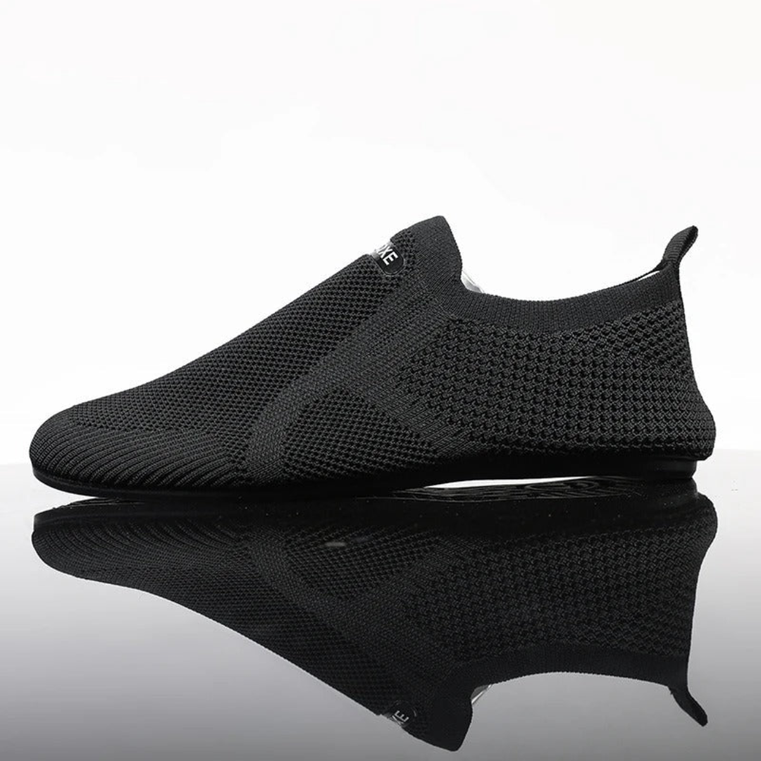 AT | Men Slip-On Mesh Sneakers