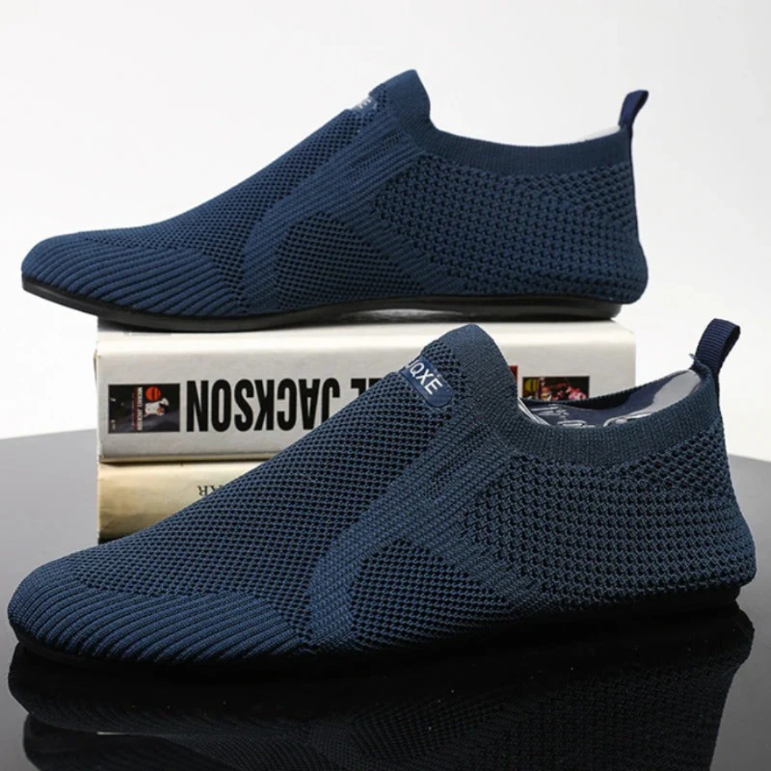 AT | Men Slip-On Mesh Sneakers