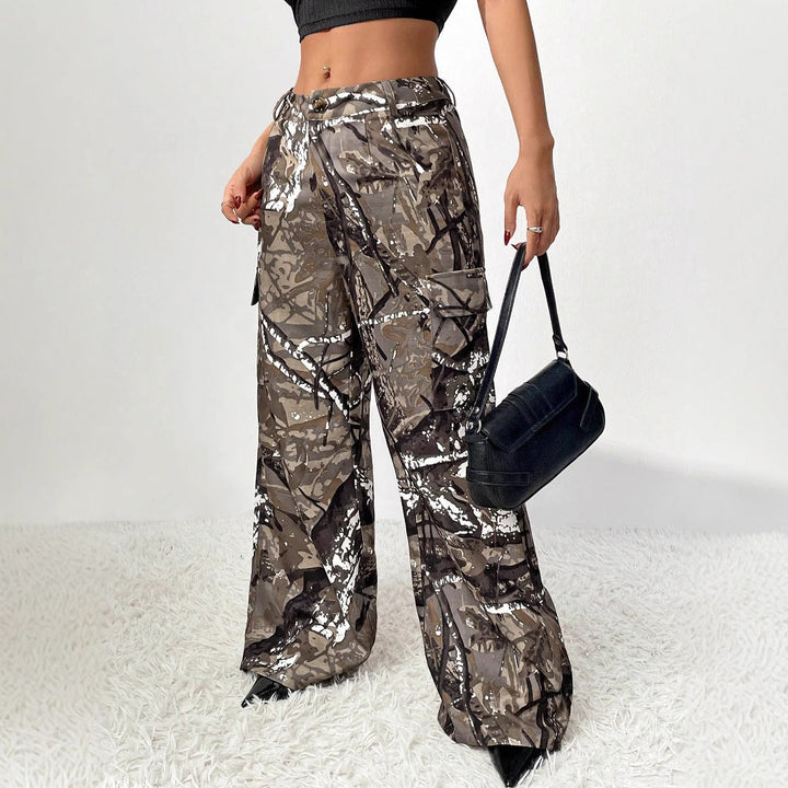 Artisio | Women Camo Cargo Wide Pants