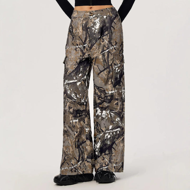 Artisio | Women Camo Cargo Wide Pants