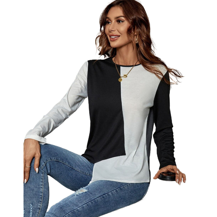Artisio | Women Casual Split Tone Top