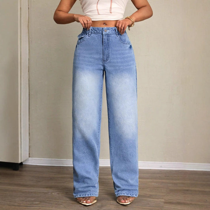 Artisio | Women Classic Light Wash Jeans