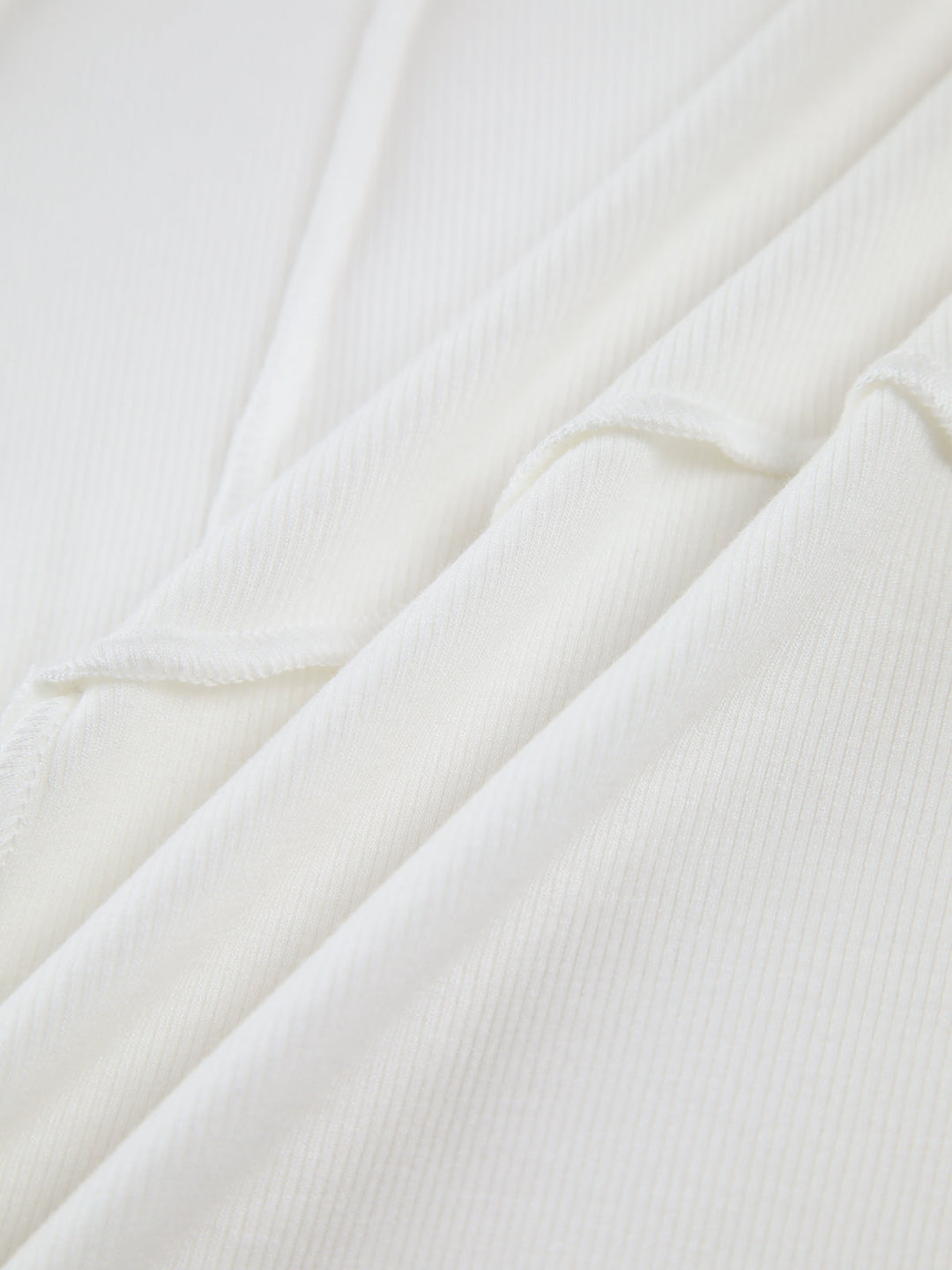 Artisio | Women Clean Panel Knit Top