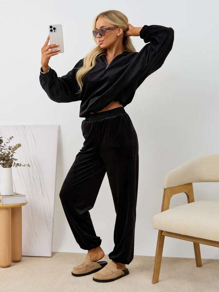 Artisio | Women Effortless Velour Co Ord