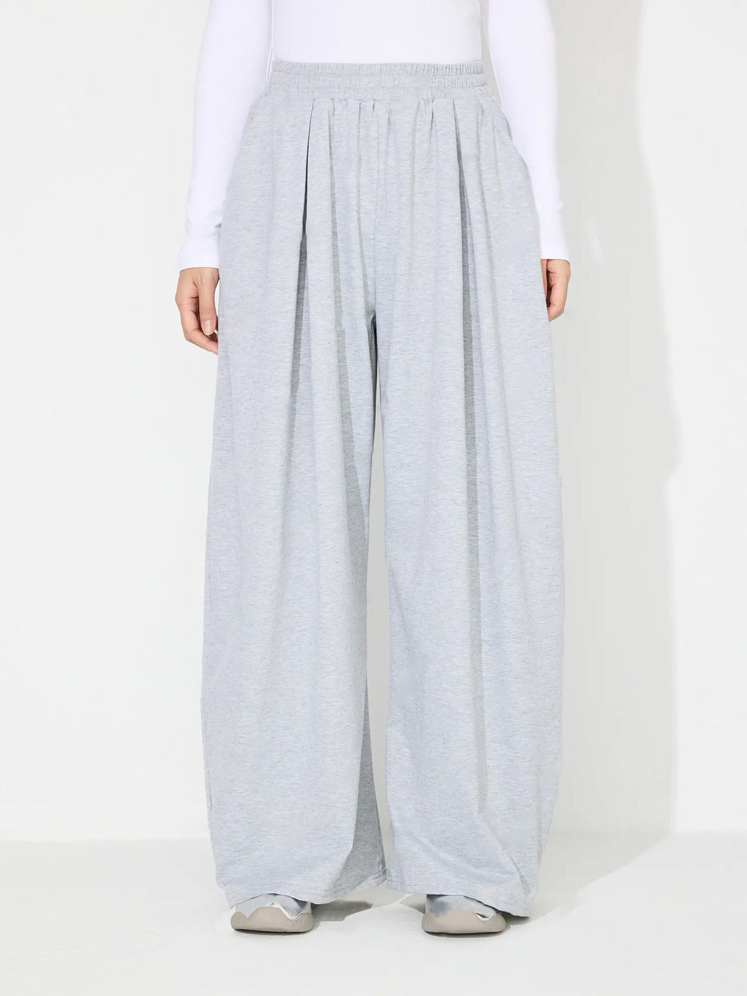 Artisio | Women Flow Fit Wide Leg Pants