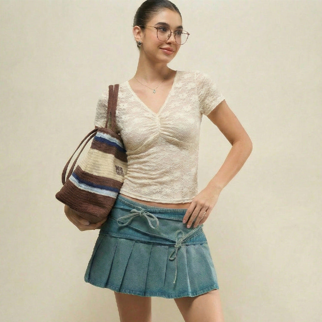 Artisio | Women Lace Ruched Top