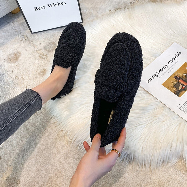 Artisio | Women Orthopedic Fleece Loafers