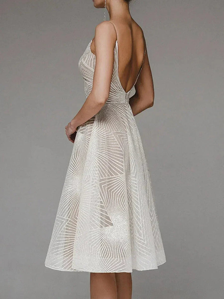 Artisio | Women Radiant Line Midi Dress