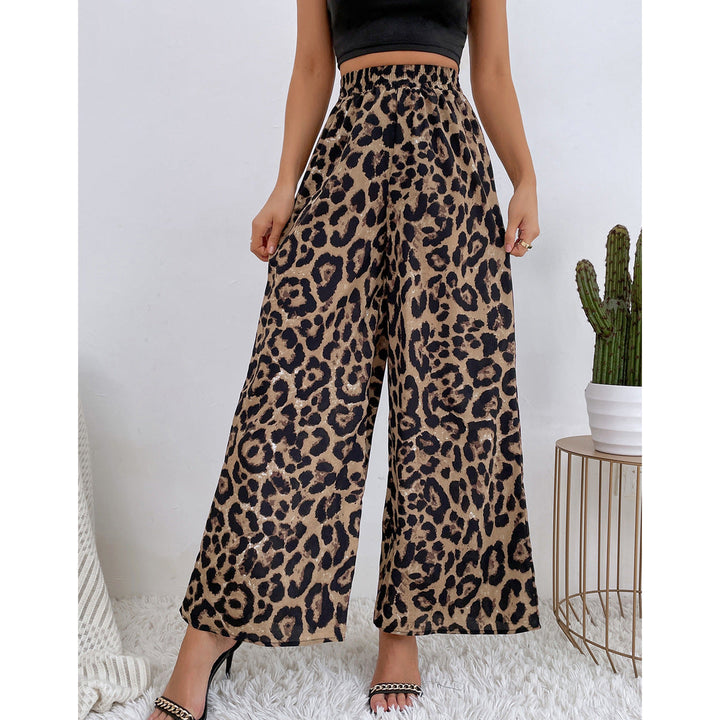 Artisio | Women Relaxed Wild Print Pants