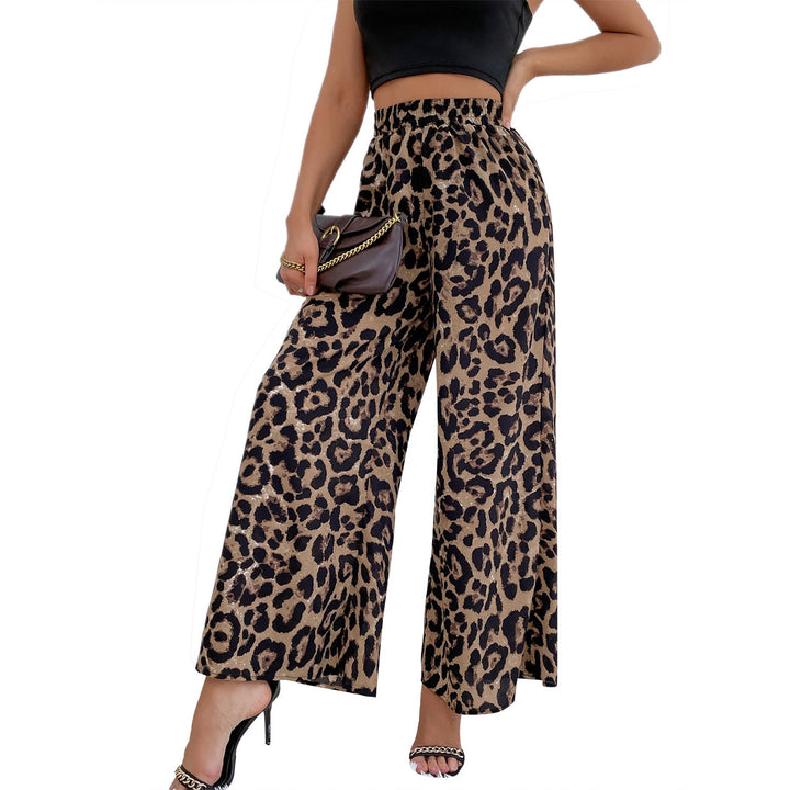 Artisio | Women Relaxed Wild Print Pants