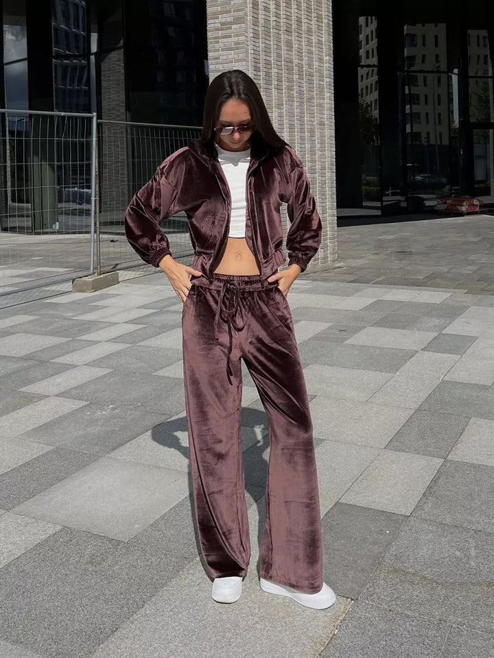 Artisio | Women Sleek Velvet Co Ord