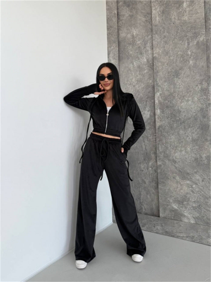 Artisio | Women Velvet Cropped Hoodie Set