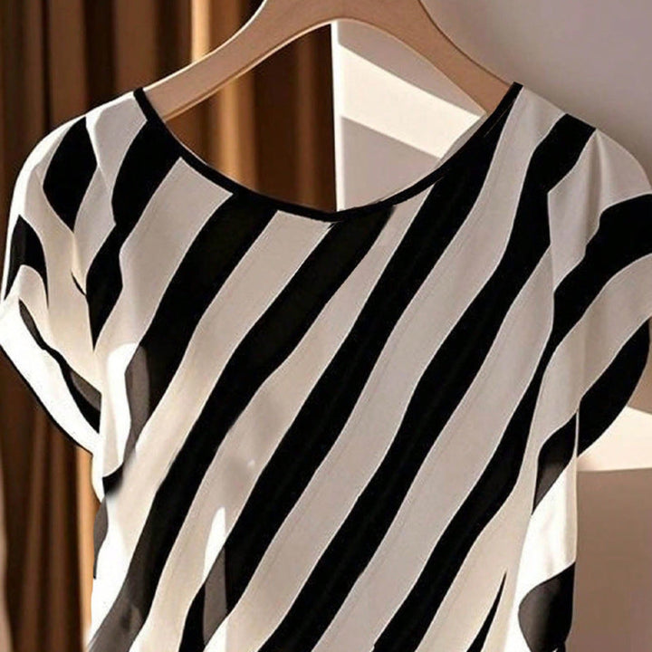Artisio | Women Zebra Knot Blouse