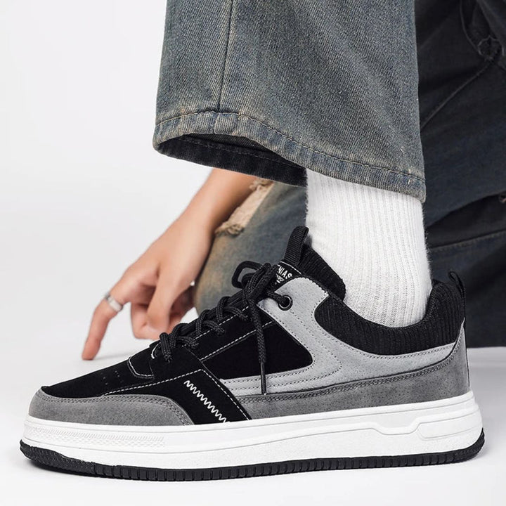 Atlas Retro Sneakers