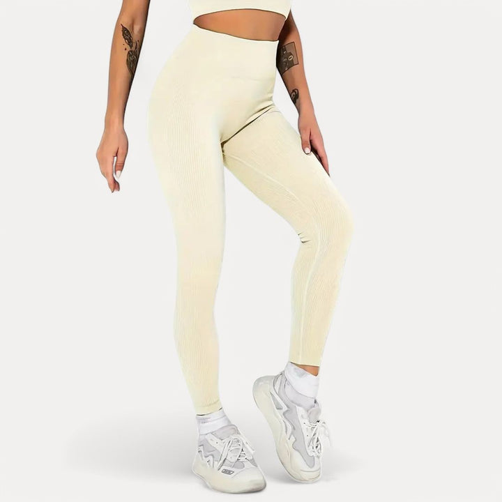 3 piece set beige