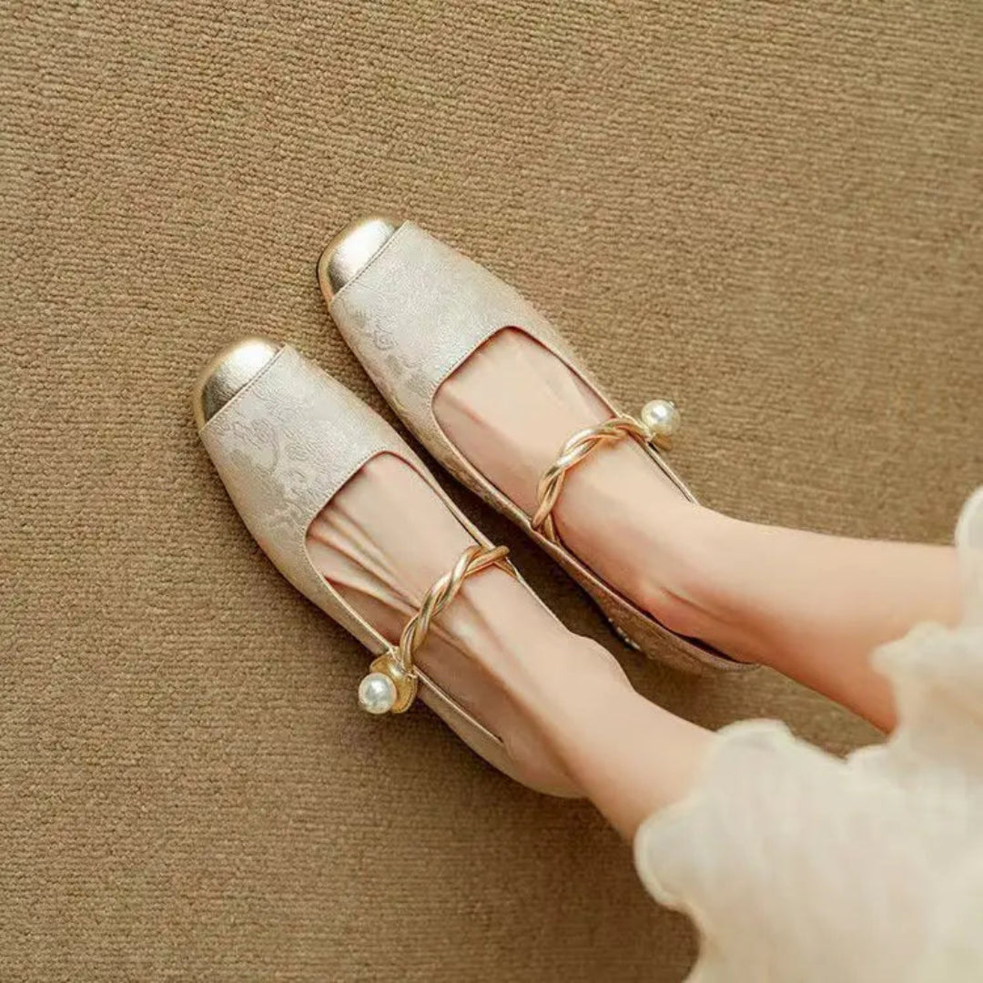 Aurelia Vintage Pearl Low Block Strap Heels