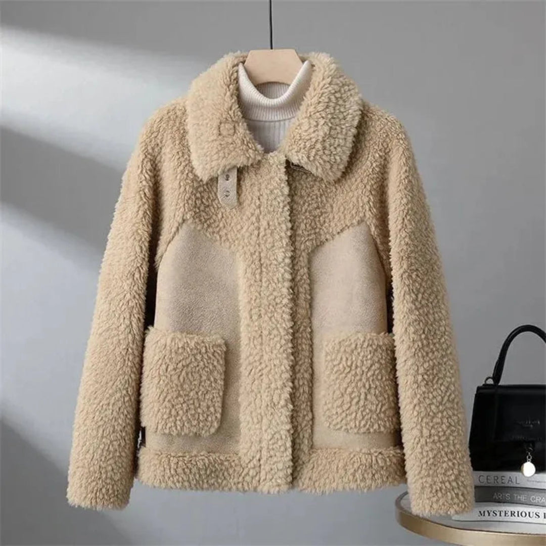 Cadence Lambswool Collar Coat Artisio