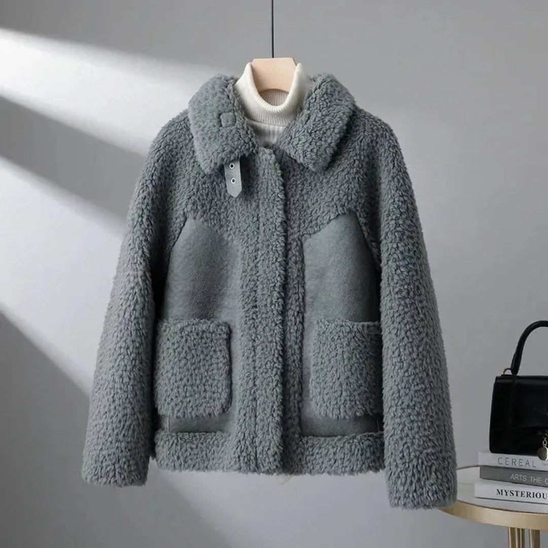 Cadence Lambswool Collar Coat Artisio