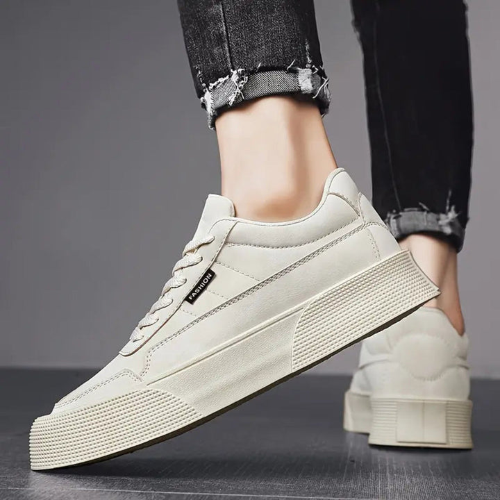 Carl Classic Lace-Up Skate Sneakers Artisio
