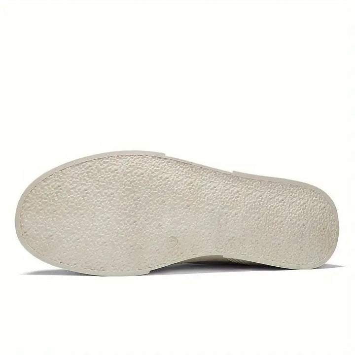 Carl Classic Lace-Up Skate Sneakers Artisio