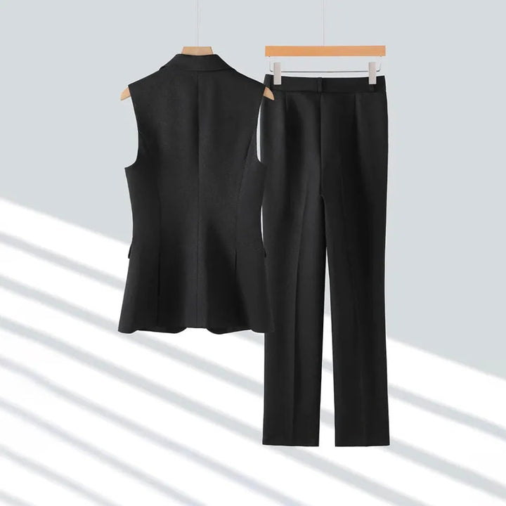 Chloe Montclair Executive Grace 2-Piece Pantsuit Set