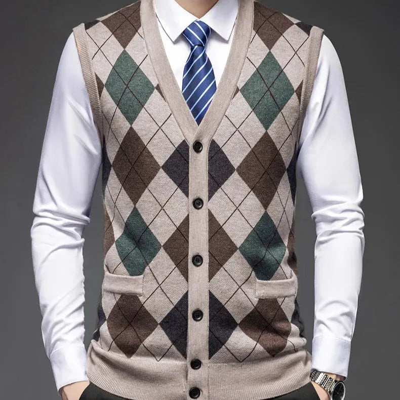 Classic Argyle Knit Wool Vest Artisio