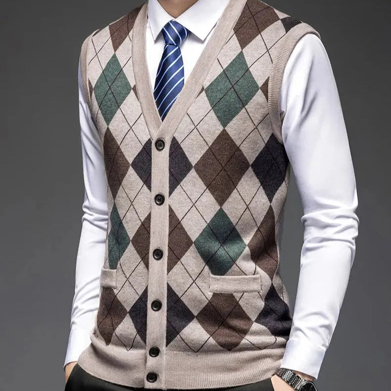 Classic Argyle Knit Wool Vest Artisio