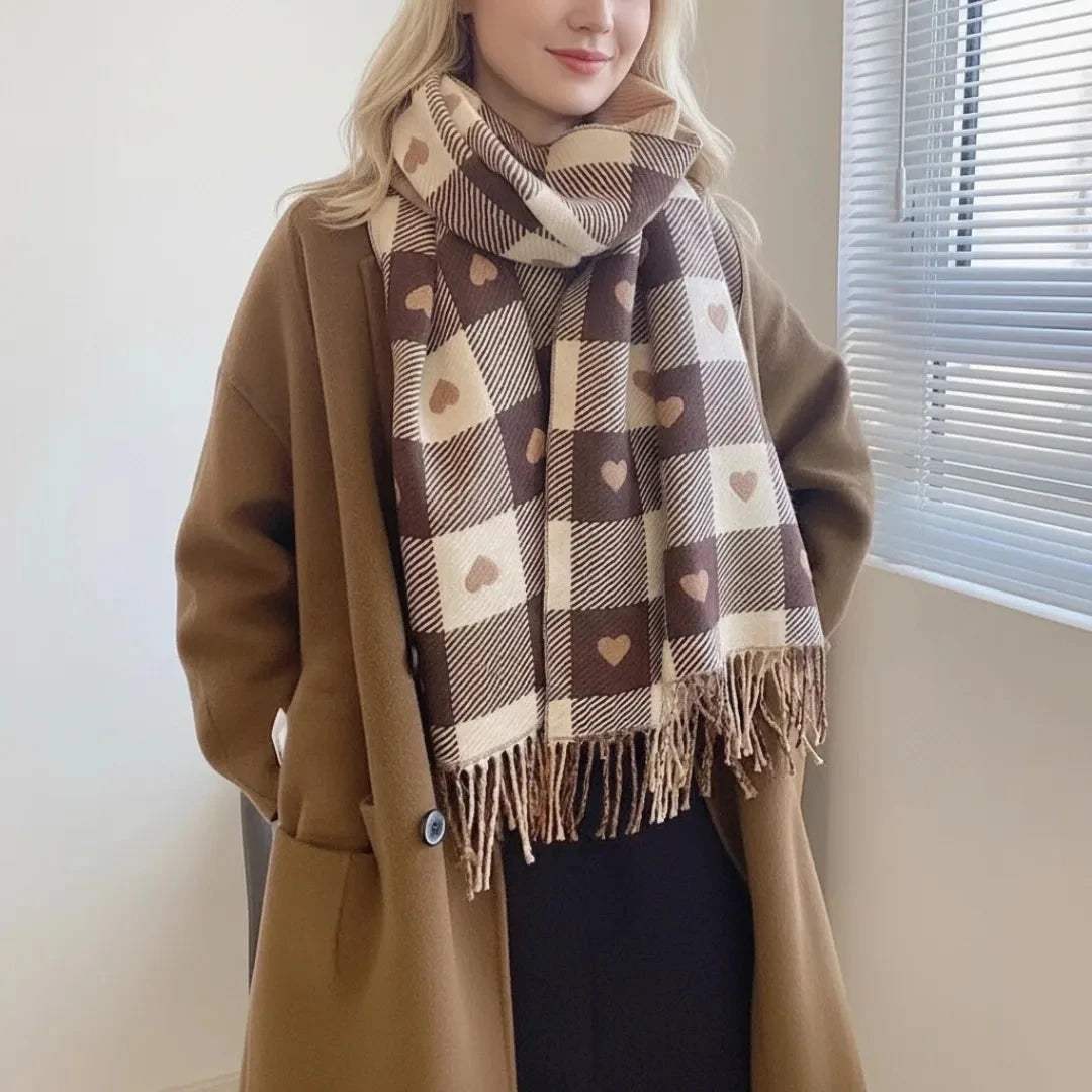 Women's Heart Accent Plaid Scarf Artisio