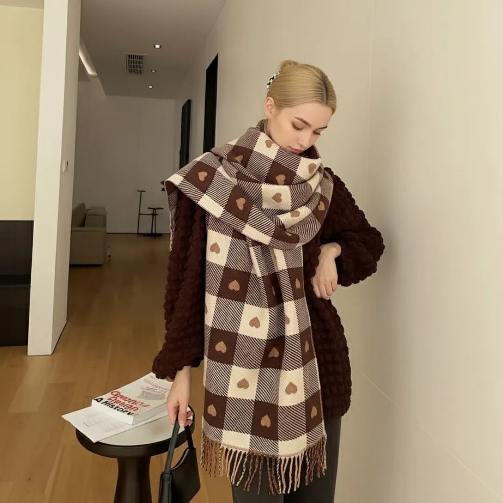 Women's Heart Accent Plaid Scarf Artisio
