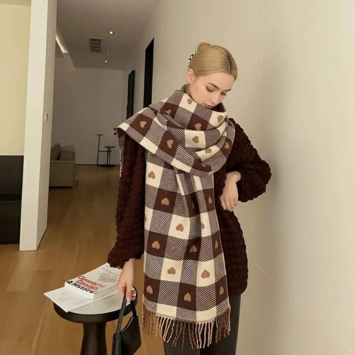Women's Heart Accent Plaid Scarf Artisio