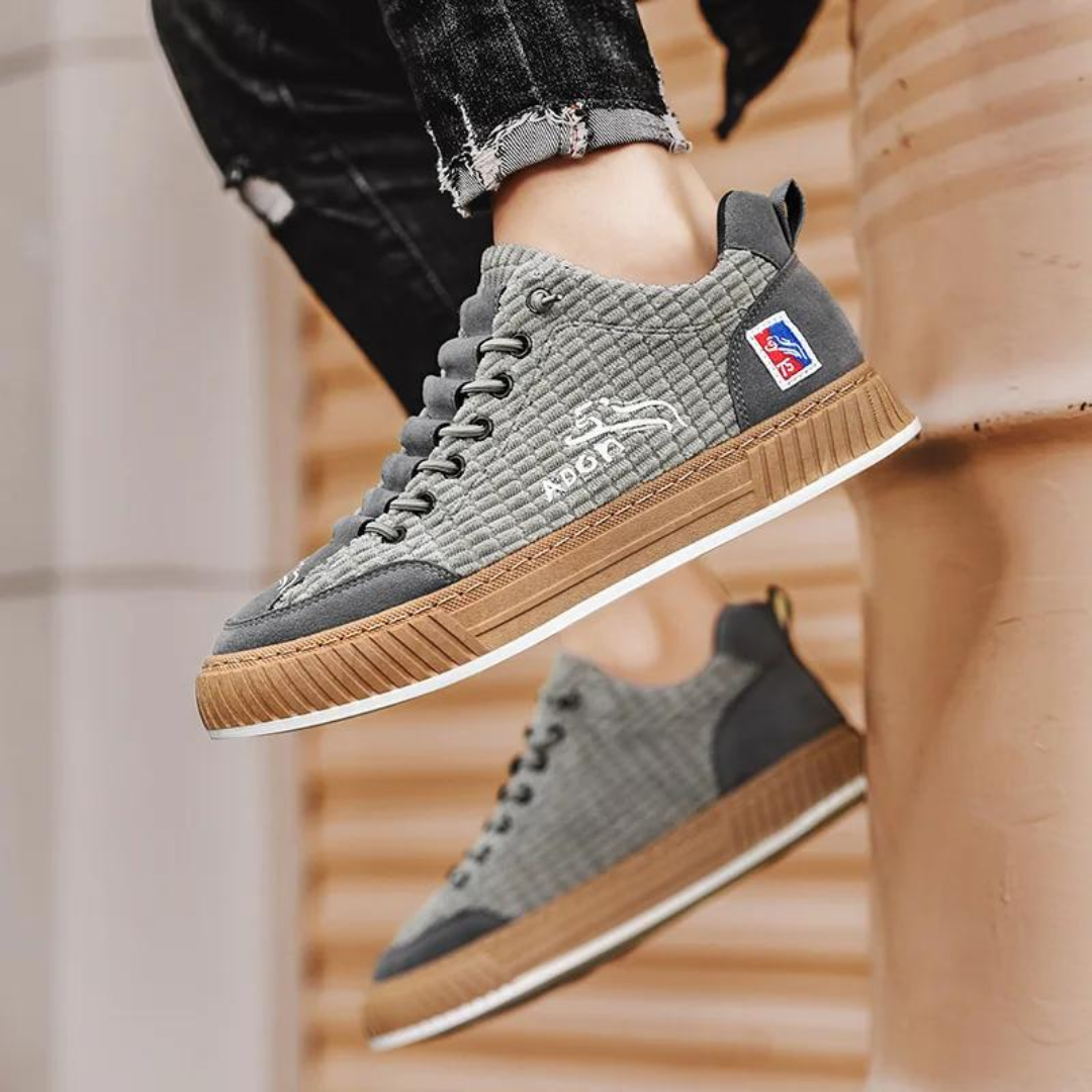 AT | Men’s Textured Everyday Sneakers