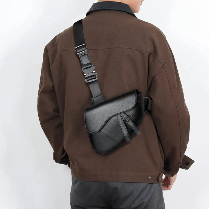 Men's Leather Saddle Crossbody Bag