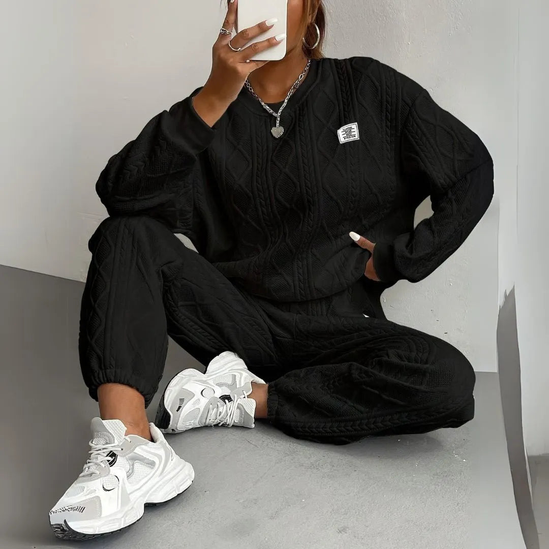 Neri Textured Cable Knit Lounge Set Artisio