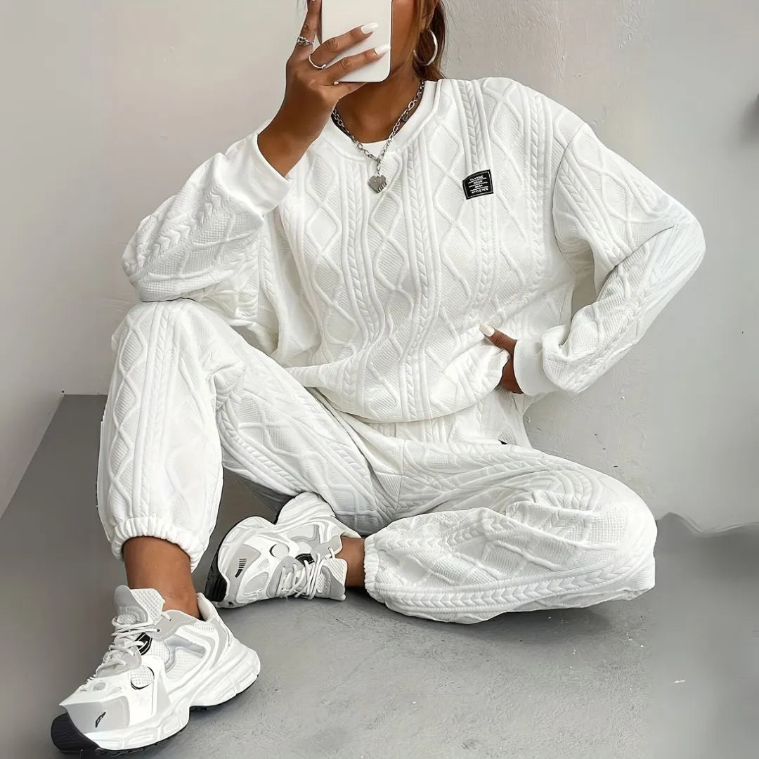 Neri Textured Cable Knit Lounge Set Artisio