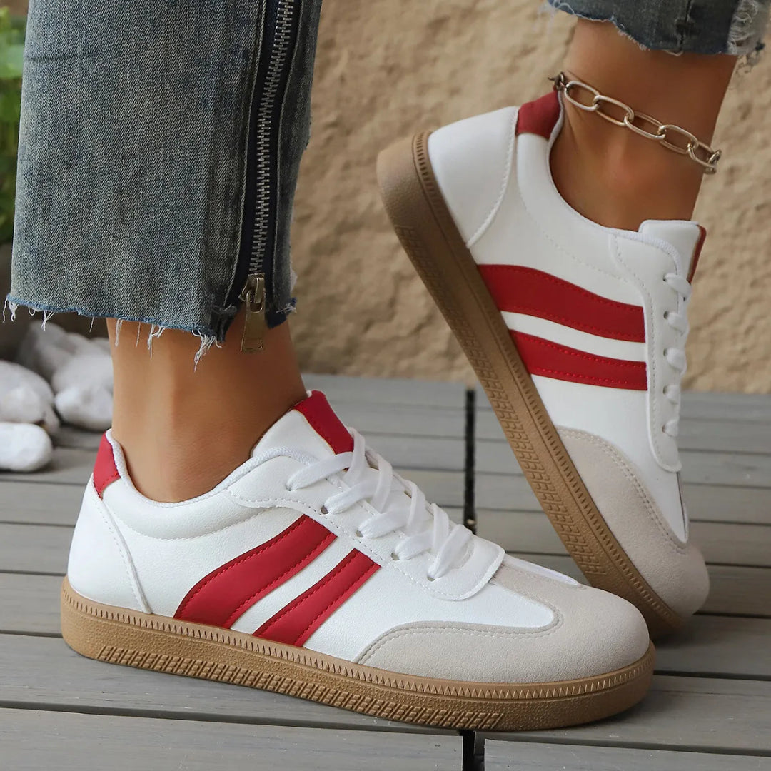 Riva Retro Stripe Suede Low-Top Sneakers Artisio